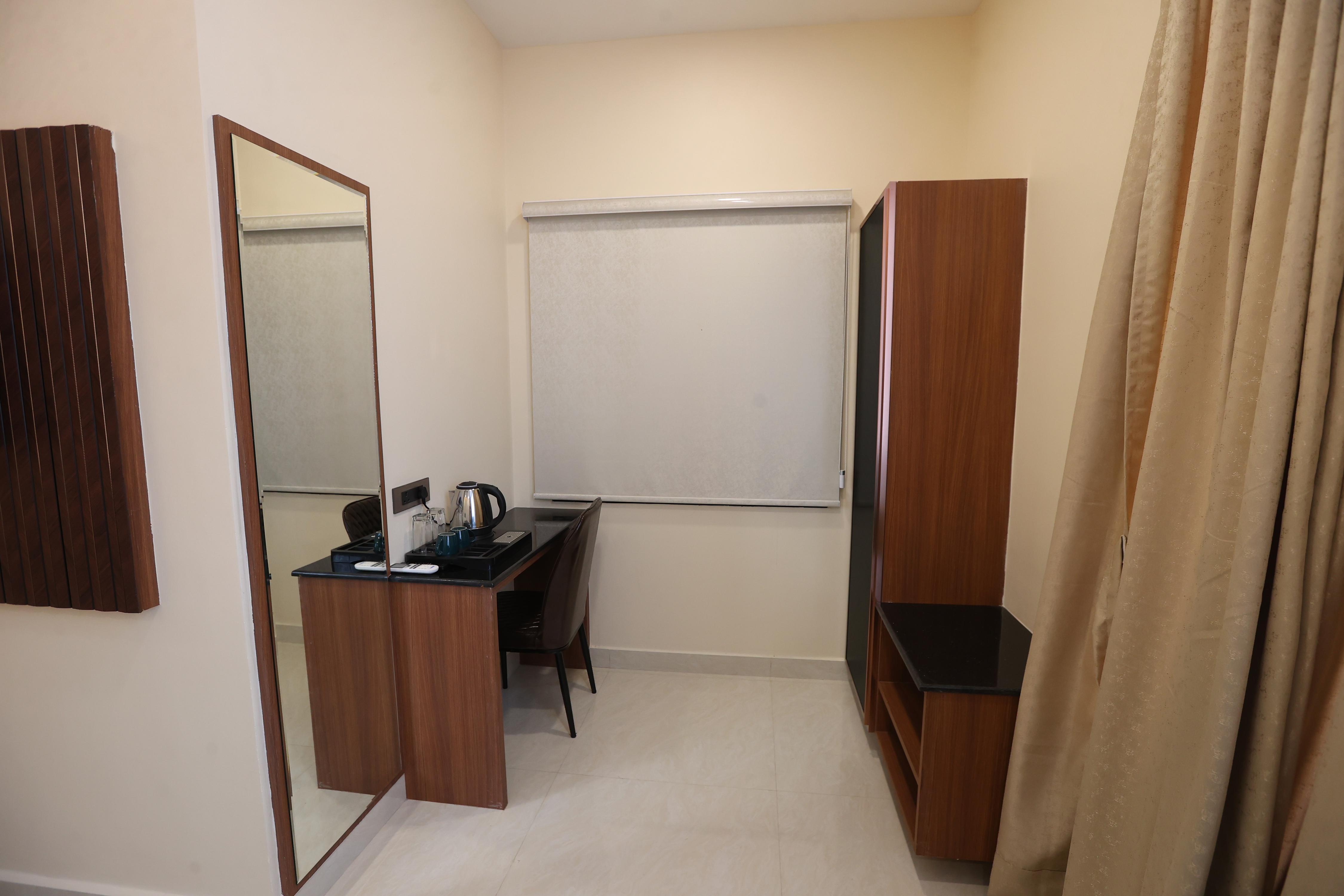 PSK INN Room Type - superior king suite