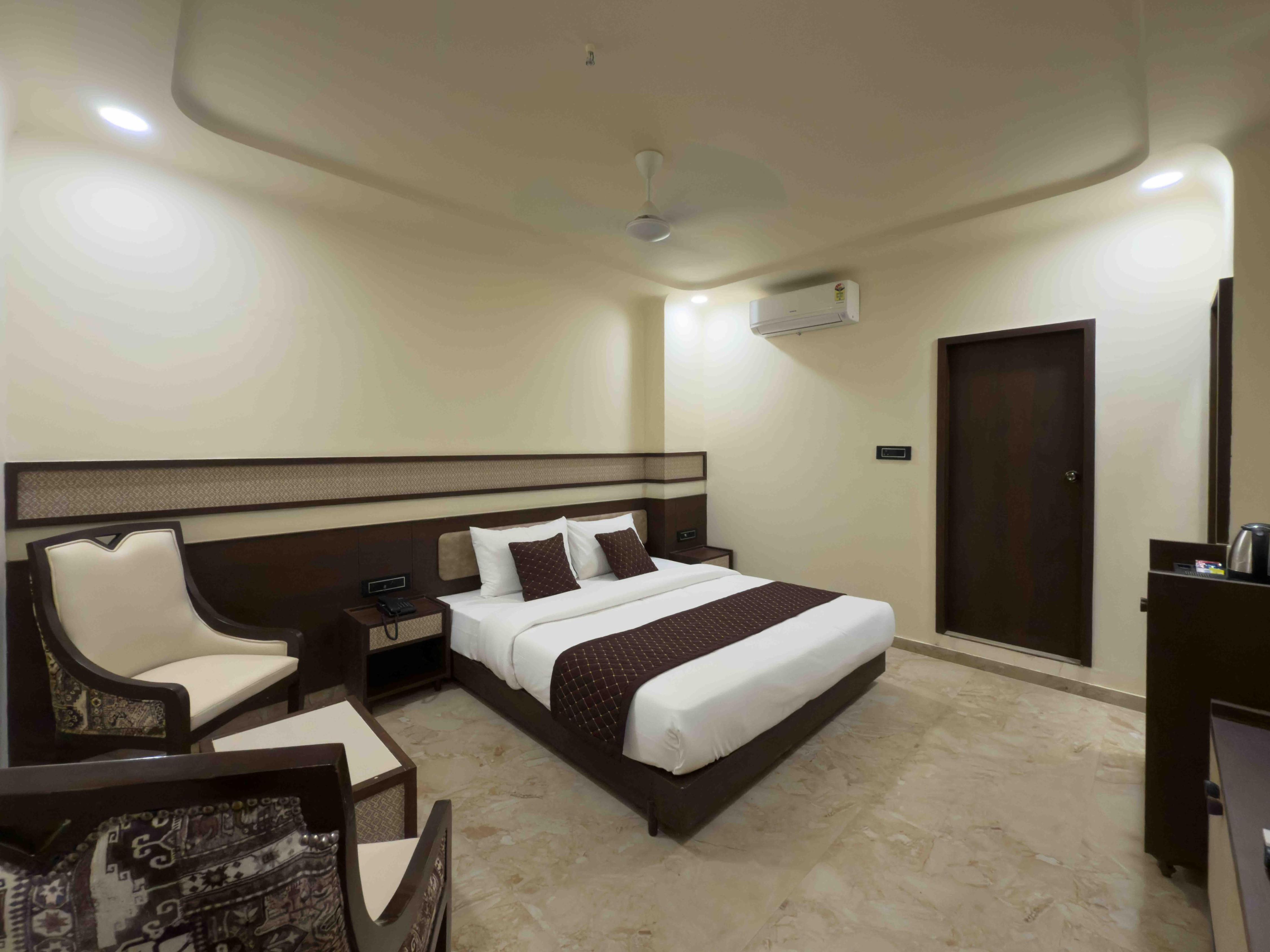 Hotel Liora Room Type - Super Deluxe Room