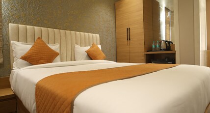 ElightInn Guest House Room Type - Deluxe Double Bed Room