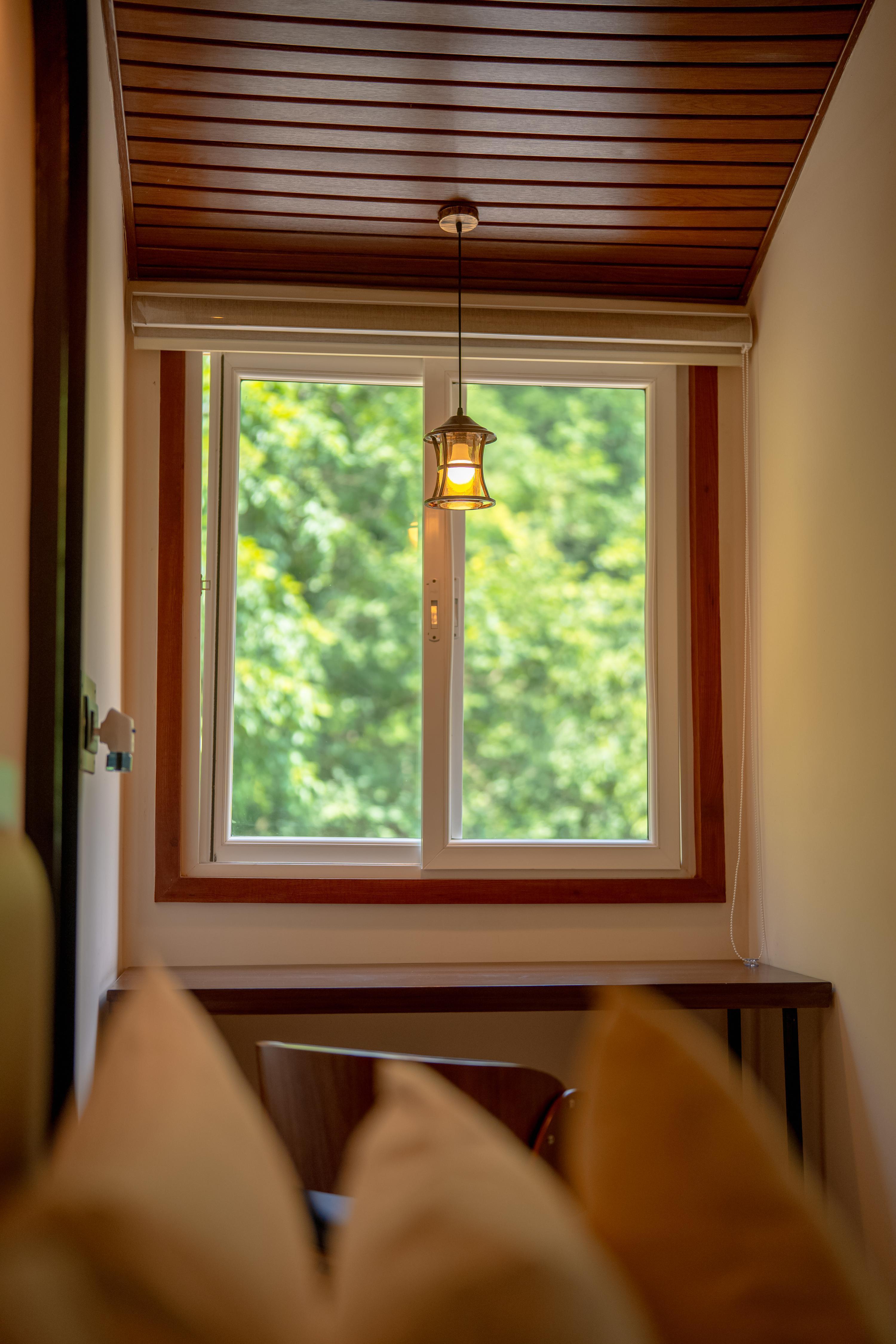 The Big Bridge - Tap to explore photos