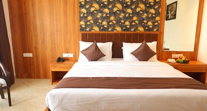 BK Garden Hotel and Resort Room Type - Deluxe With King Bed
