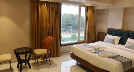 Hotel Status Inn, Room Type - Suit Room