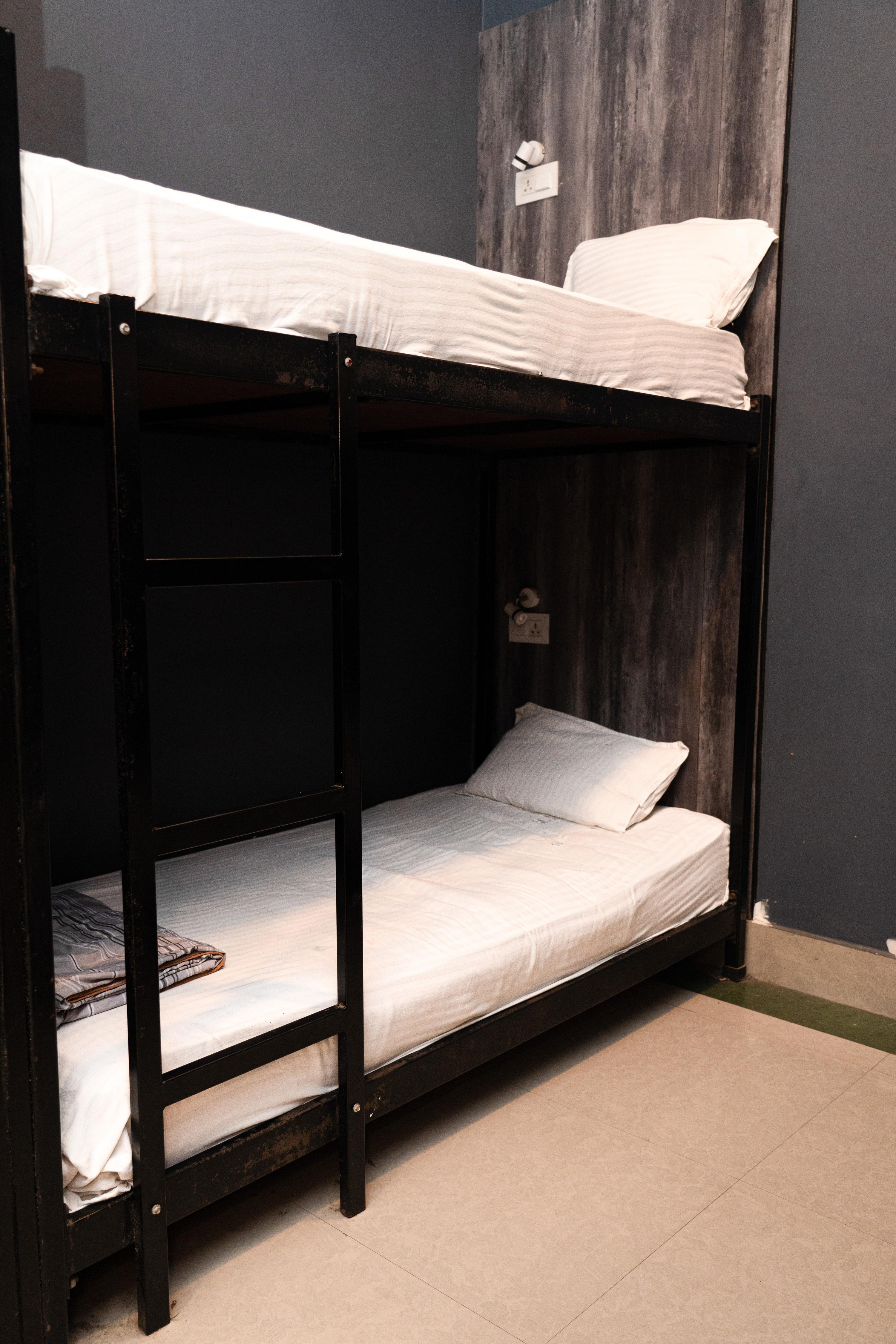 Backpackers Park | Rooms & Dorms Room Type - Bed in 4-Bed AC Mixed Dorm Room
