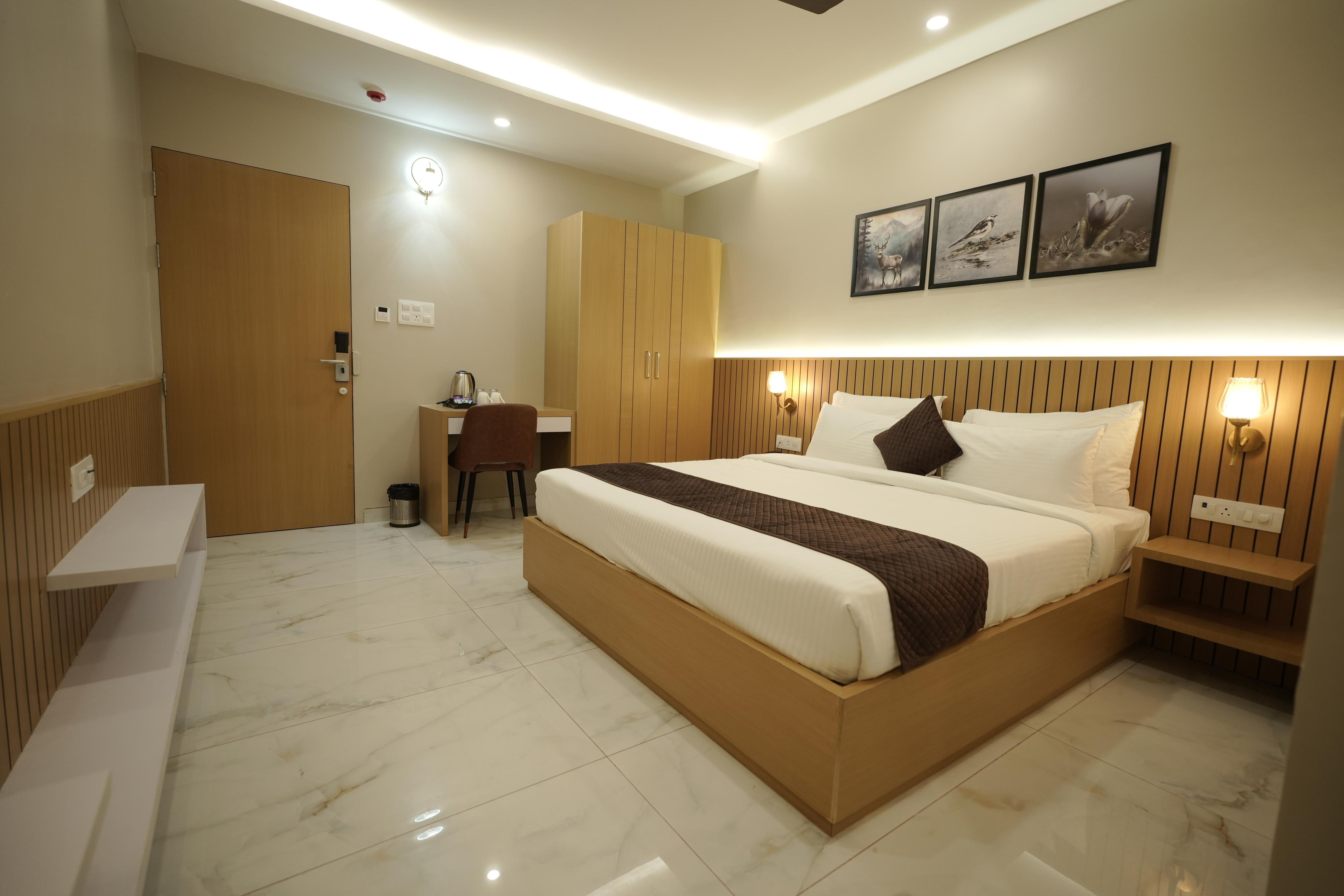 Hotel Milan Prime Room Type - Deluxe Room