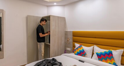 goSTOPS Mussoorie, Clock Tower Room Type - Standard Private Room with Ensuite Bathroom