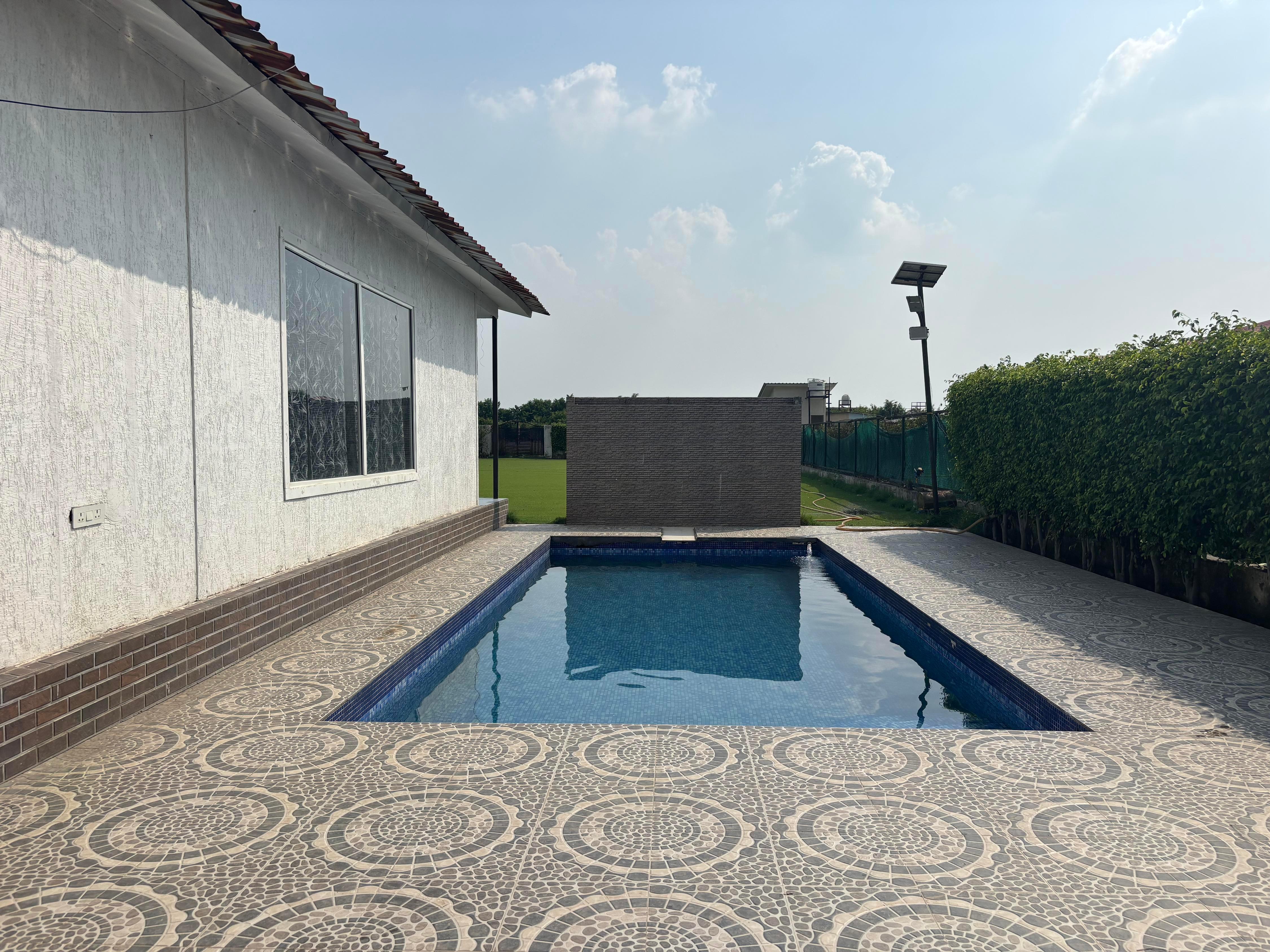 GoBravo 48: 2BHK Farm w/ Pool & Lawn Sec150 Noida - Tap to explore photos