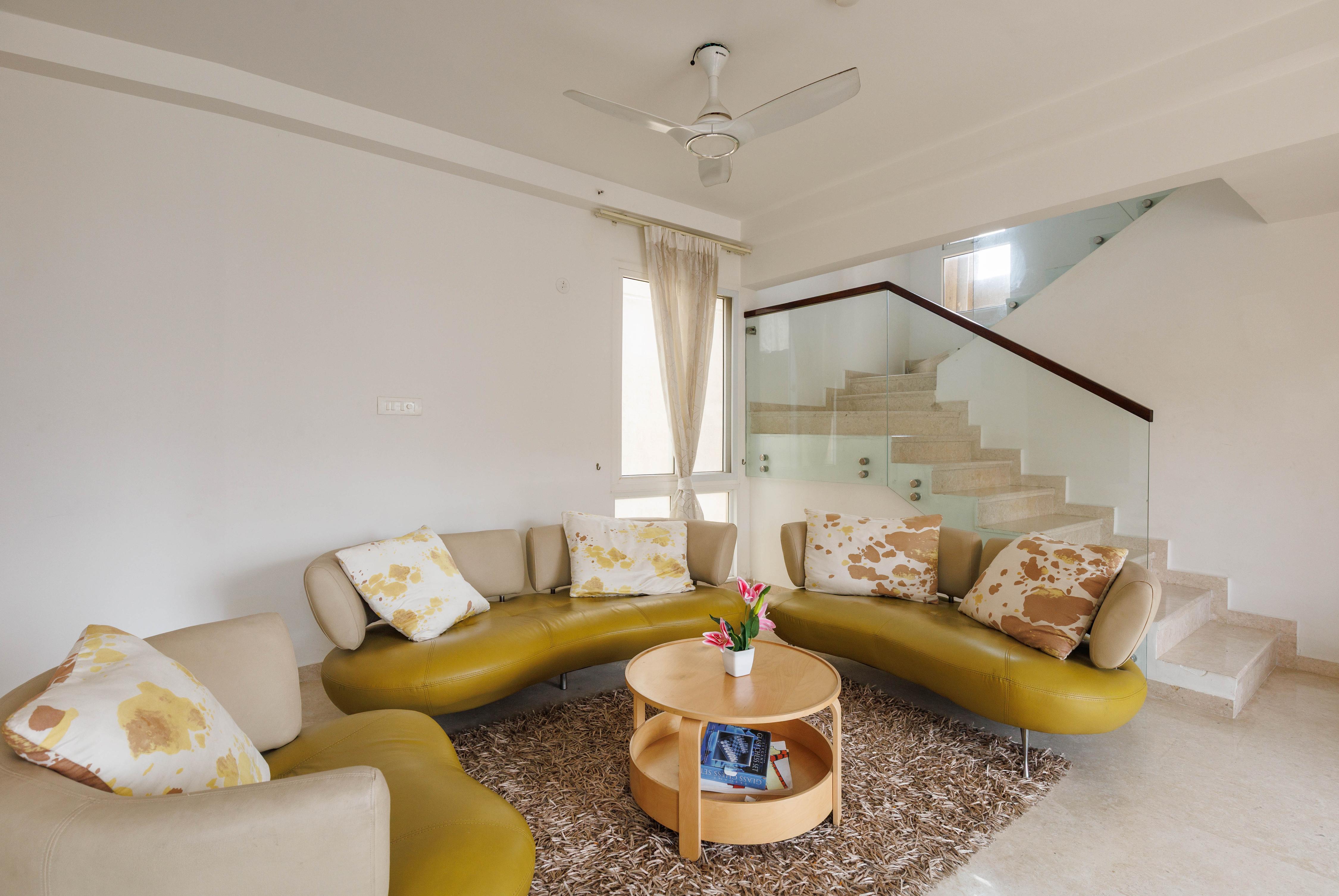 Skyline Haven by Red Olive|4BHK|30mins Airport - Tap to explore photos