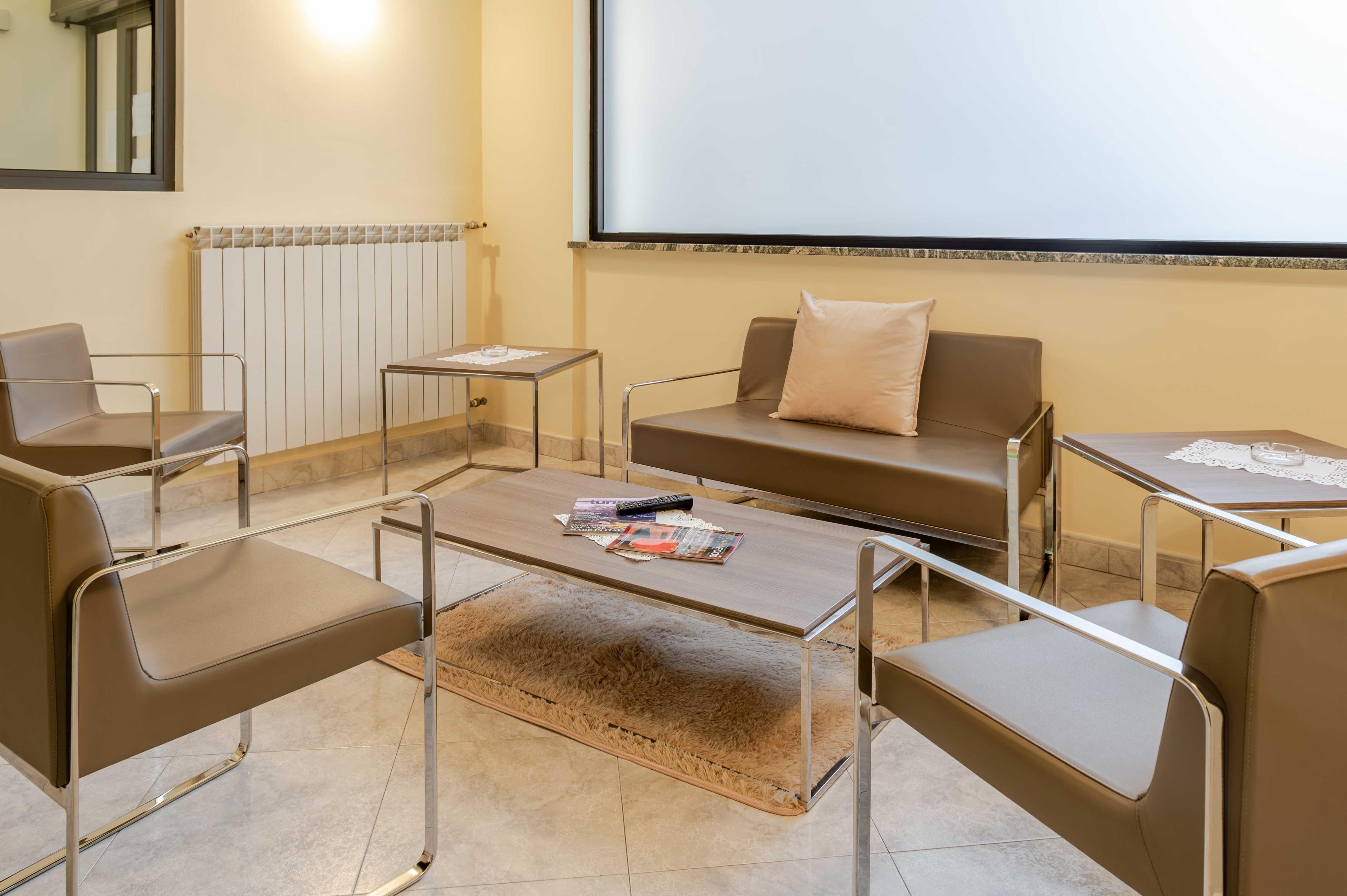 Hotel 3 Comfortable Stay in Ventimiglia 37 - Tap to explore photos