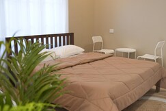 Downtuned Estrada : A Homestead Retreat