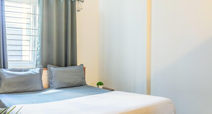 Housr Ferguson Radisson Blu Hotel Room Type - City View Suite