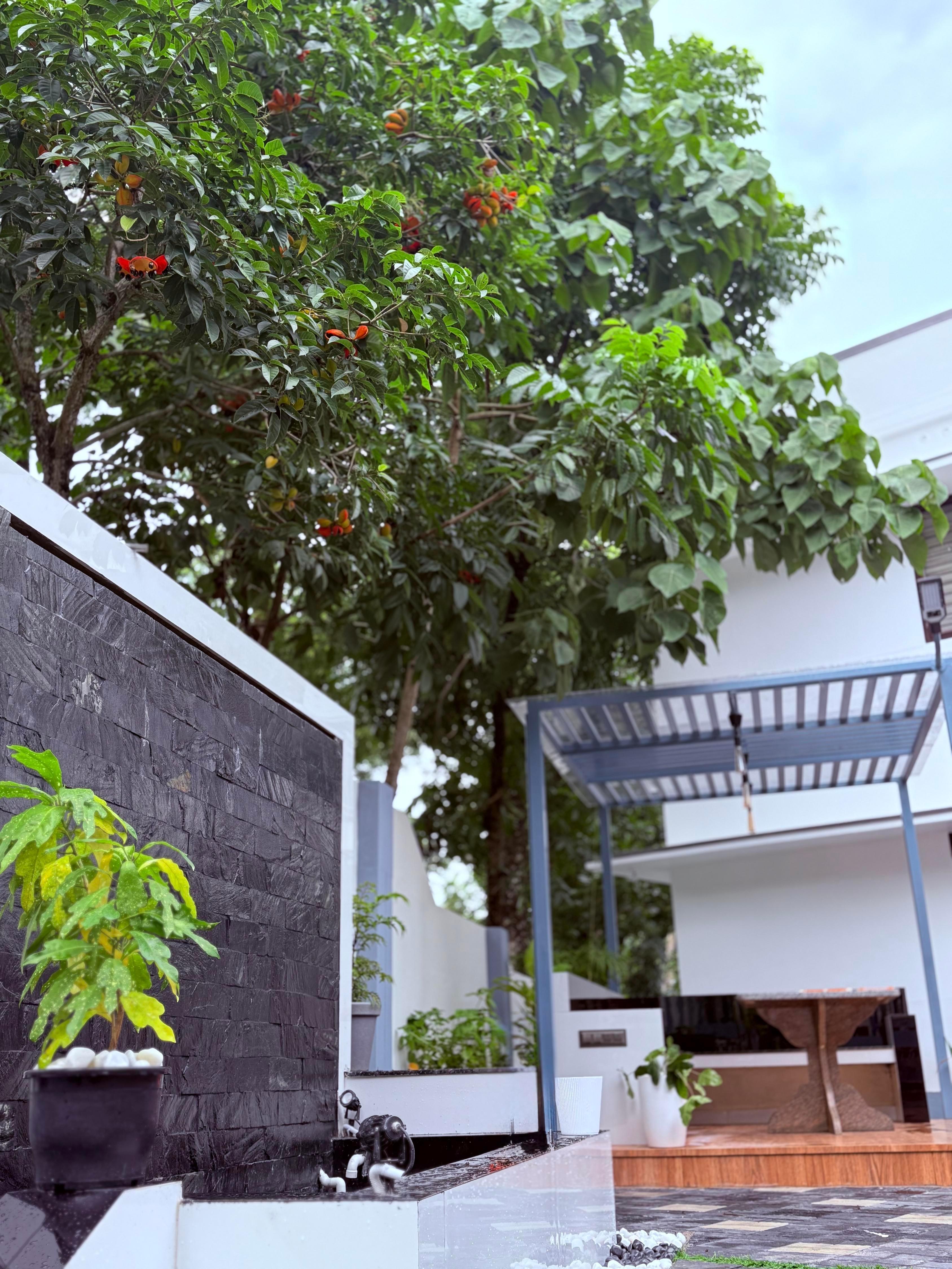 Vintage Kerala Home - Tap to explore photos