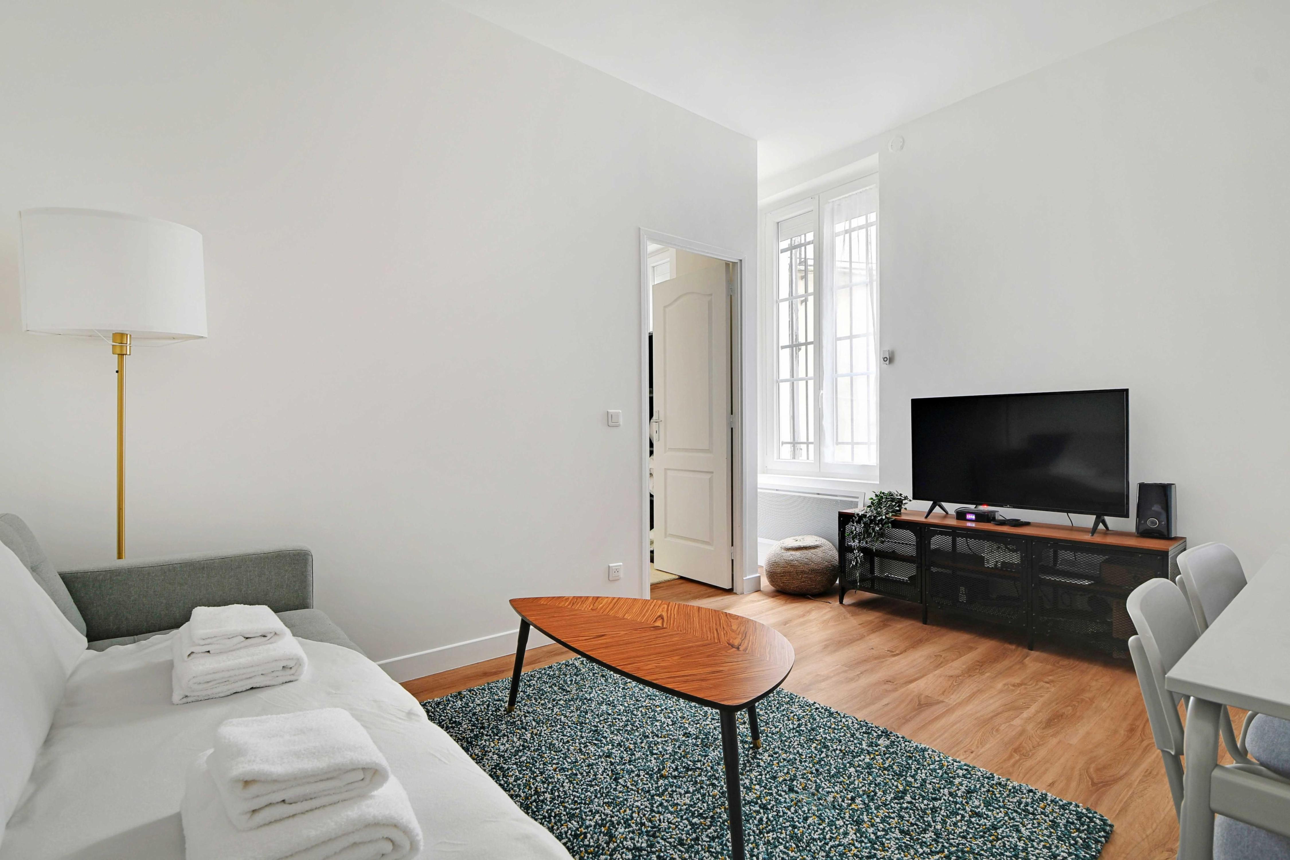 Comfortable apt - 1BD / 4P - Montmartre - 1 - Tap to explore photos
