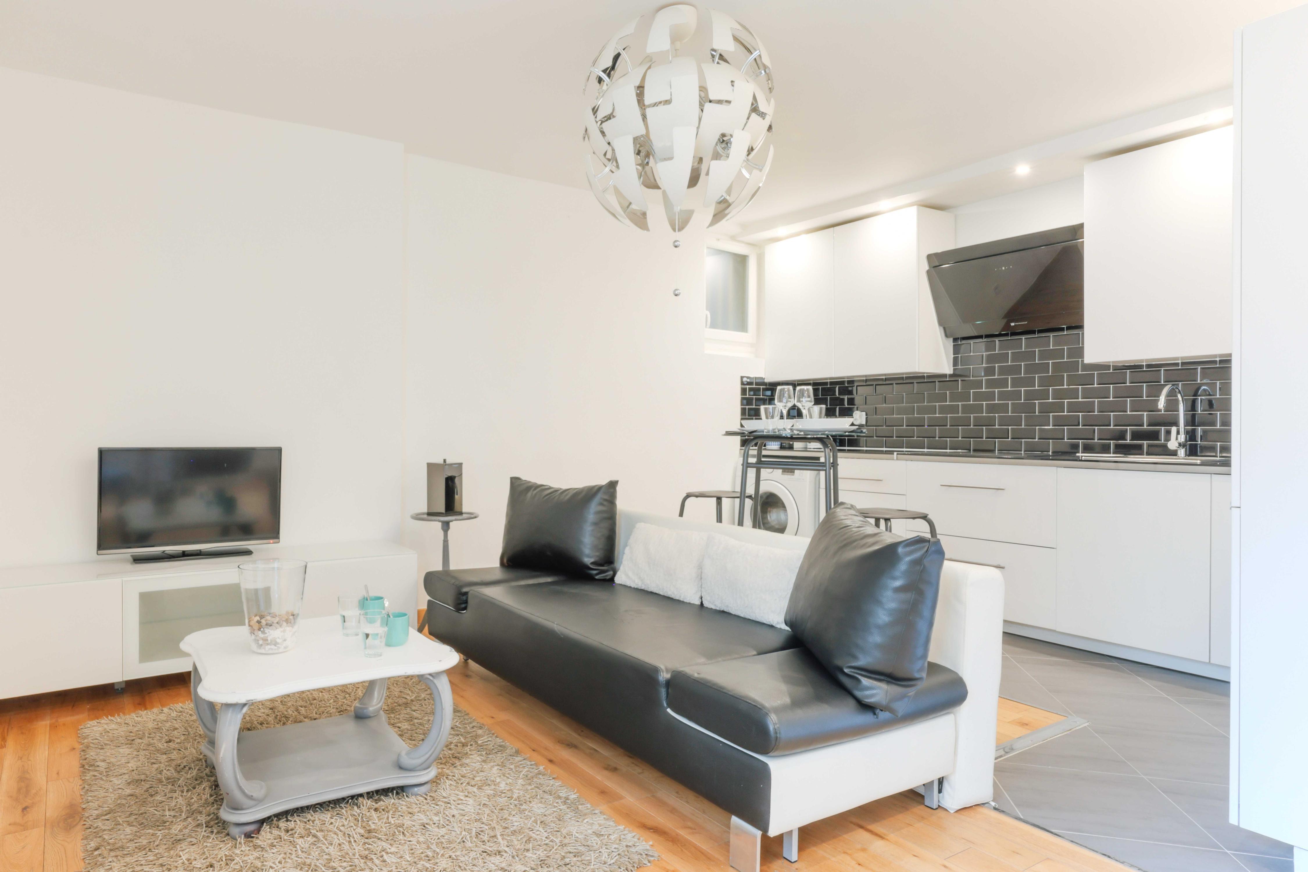 Comfortable Apartment - 1BR/2P - Arts et Metiers80 - Tap to explore photos