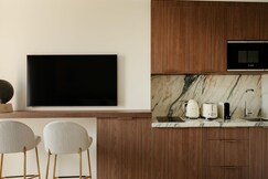 Leon Hotel-Pigalle/Suite-14