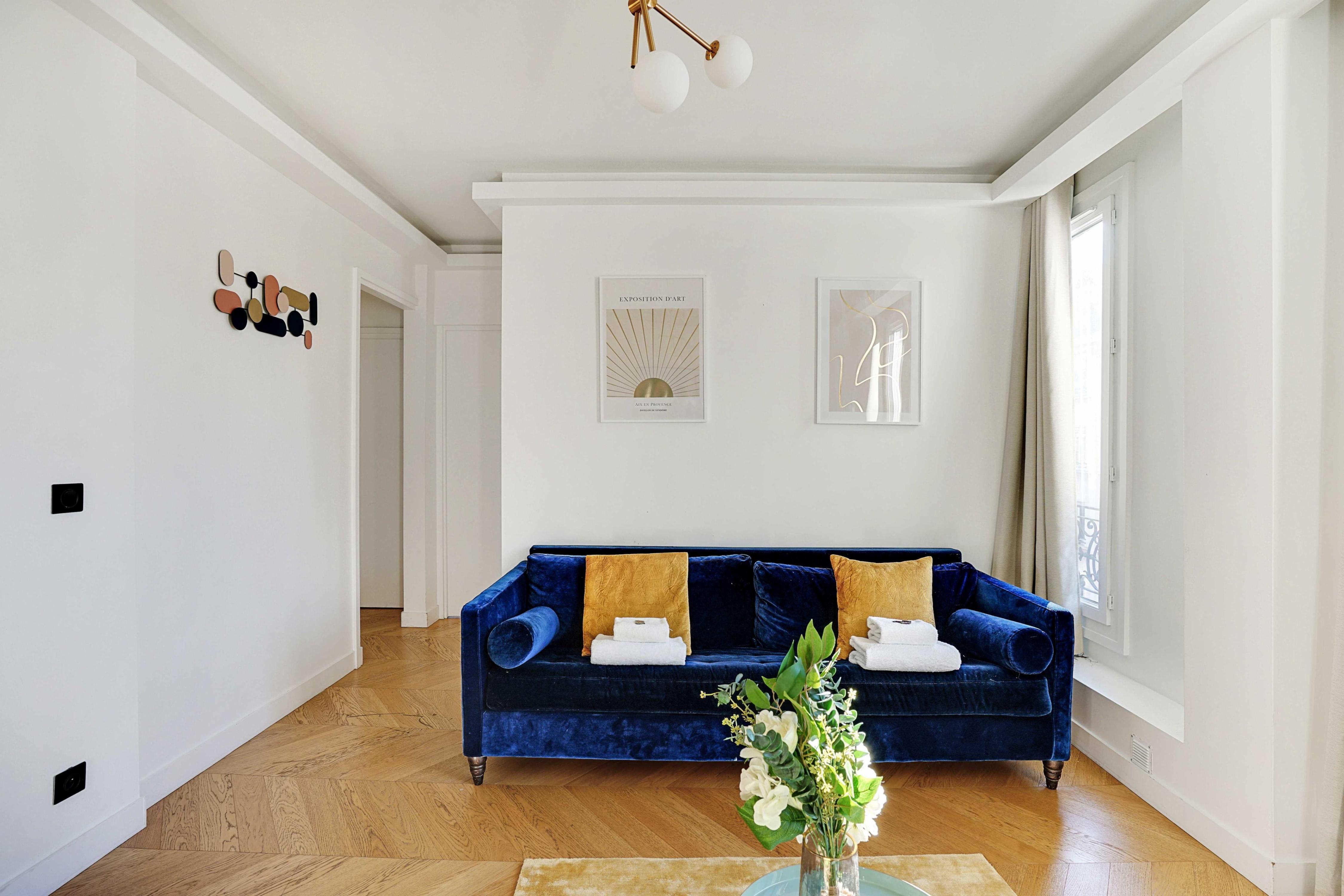 Magnificent apartment - 2BR/6P - Tour Eiffel - Tap to explore photos