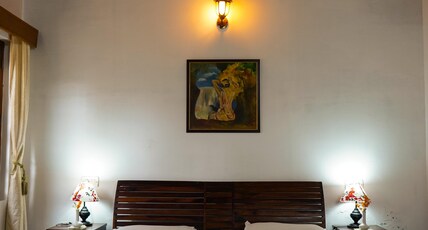 Pansy   Private room w Shared pool Room Type - Bedroom 1