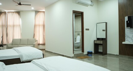 Samruddhi Palace Room Type - suit King Bed Room with Hill View Samruddhi Palace Room Type - suit King Bed Room with Hill View