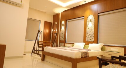 Hotel Brahma Inn Room Type - Honeymoon Suite Room