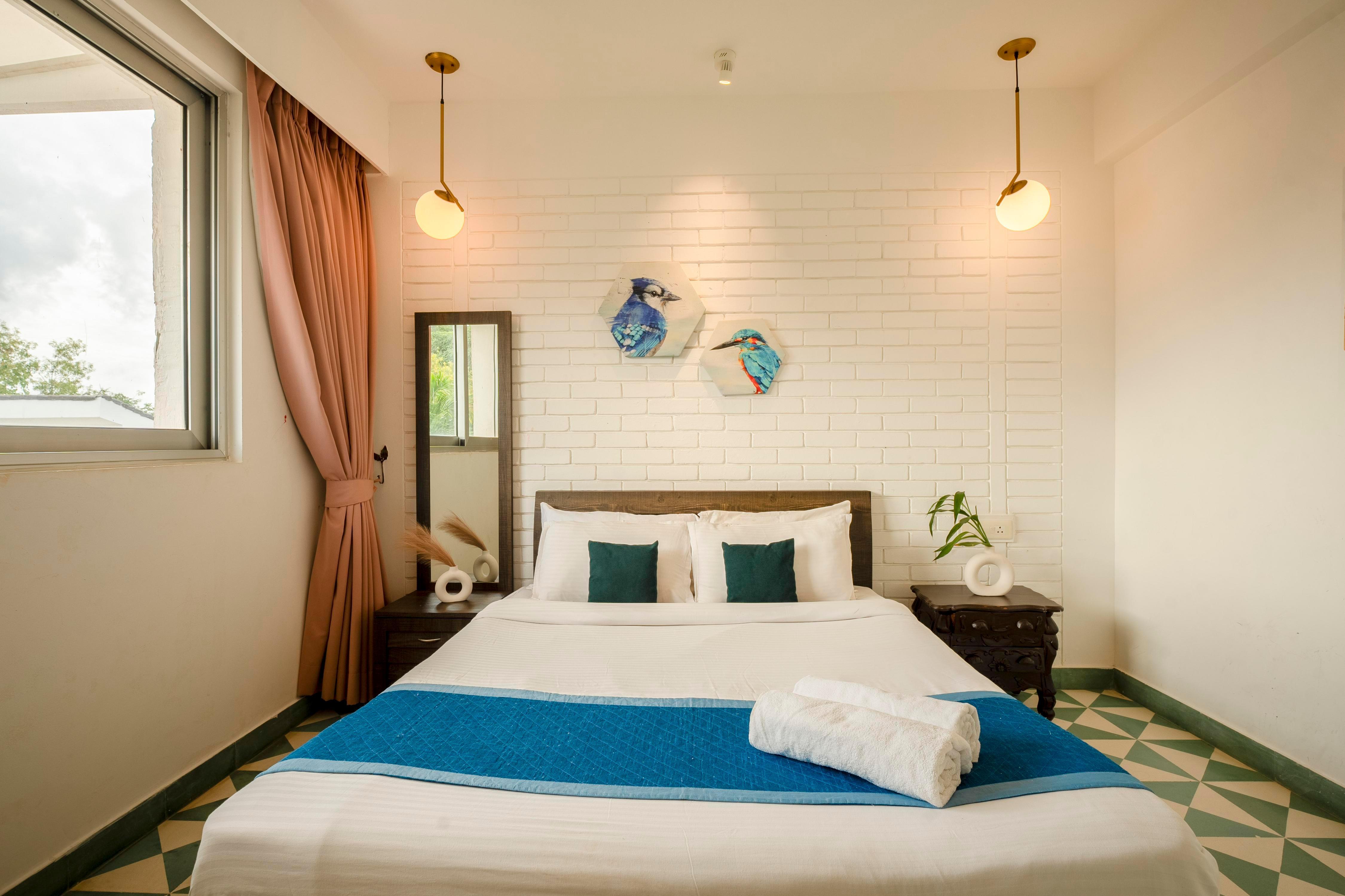HideAway 2BHK Duplex Villa STU - Tap to explore photos