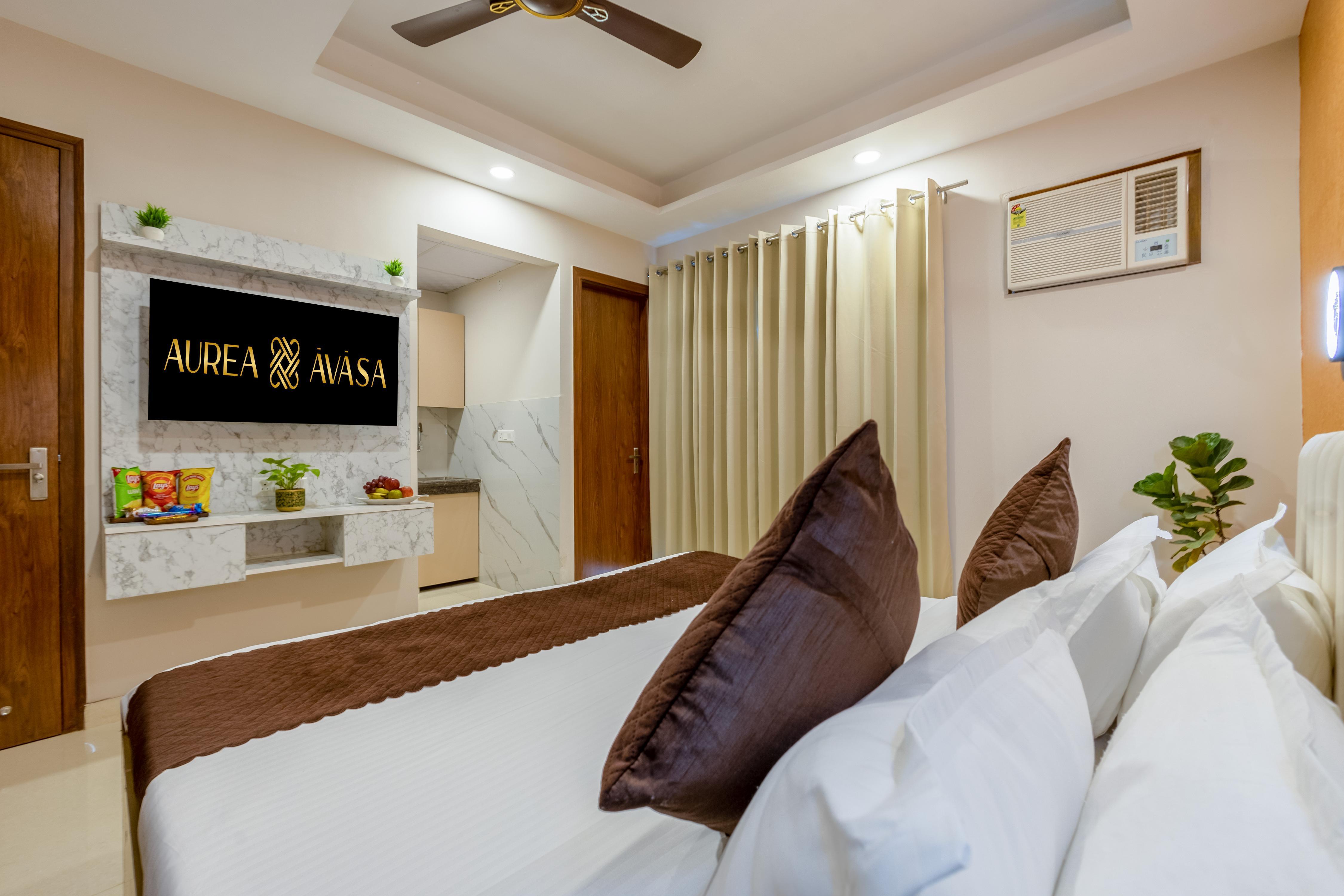 AUREA AVASA Near Medanta Room Type - Classic Room