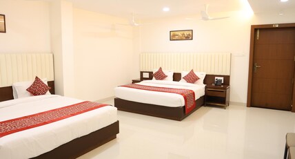 Aswin Residency Room Type - Luxury Quadruple