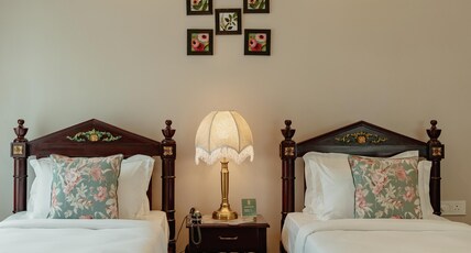 ANIYAA EDITION A LUXURY BOUTIQUE HOTEL AND BANQUETS Room Type - Luxury Boutique Twin room