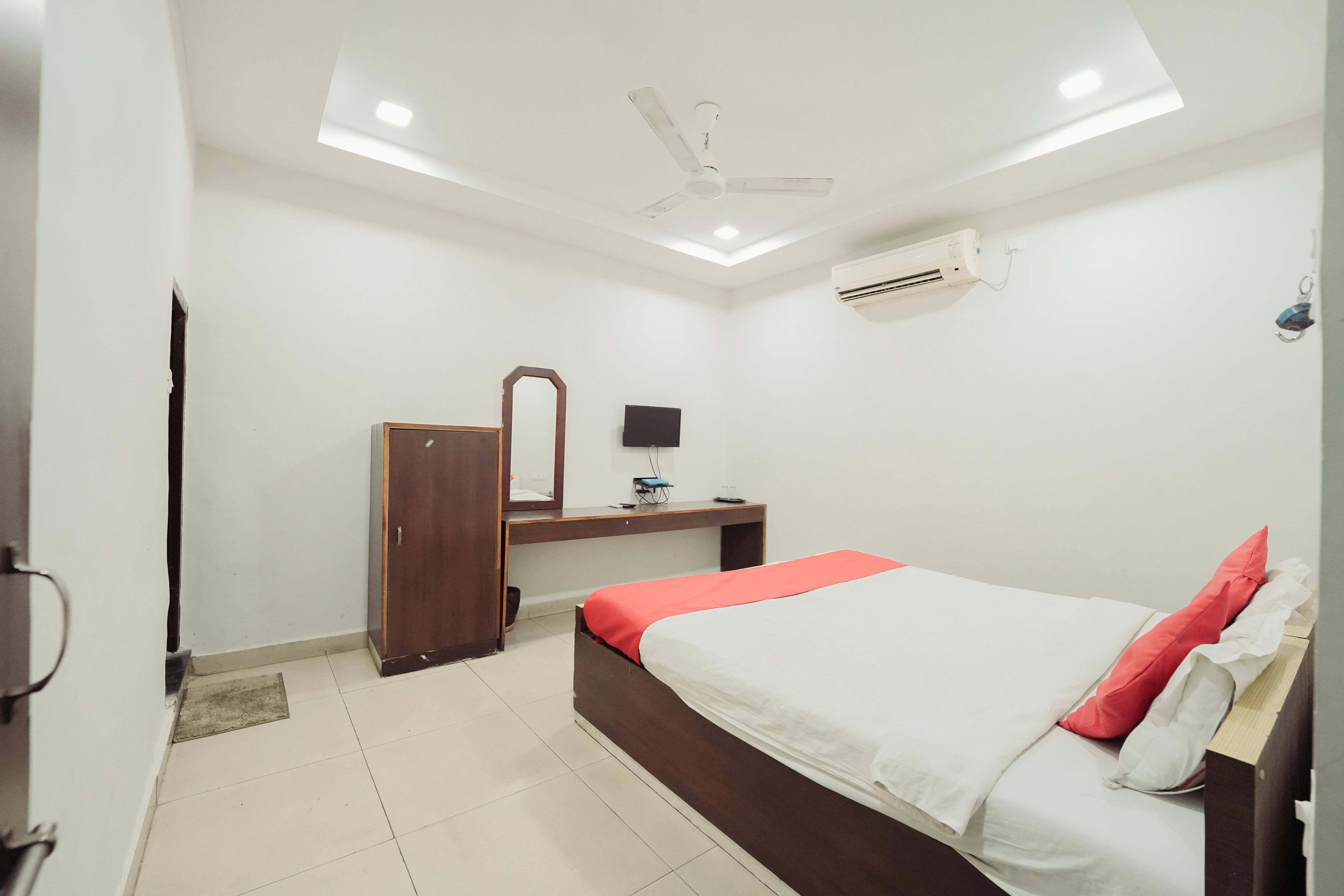 Hotel Natraj, Raipur - Tap to explore photos