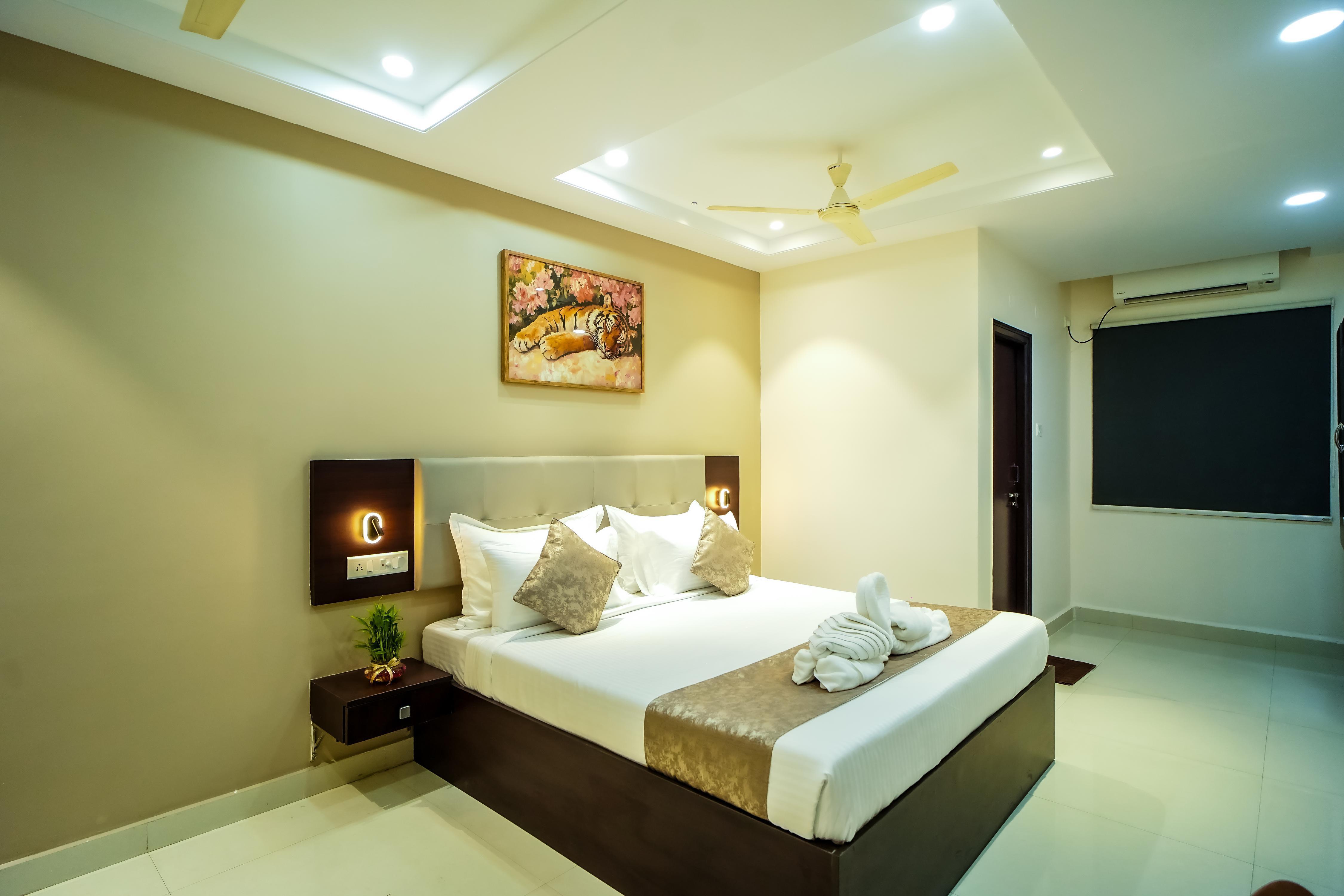 Rhyme Hotel - Hitech City - Tap to explore photos
