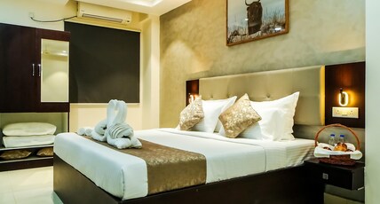 Rhyme Hotel - Hitech City Room Type - King Superior
