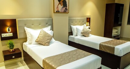 Rhyme Hotel - Hitech City Room Type - Twin Deluxe