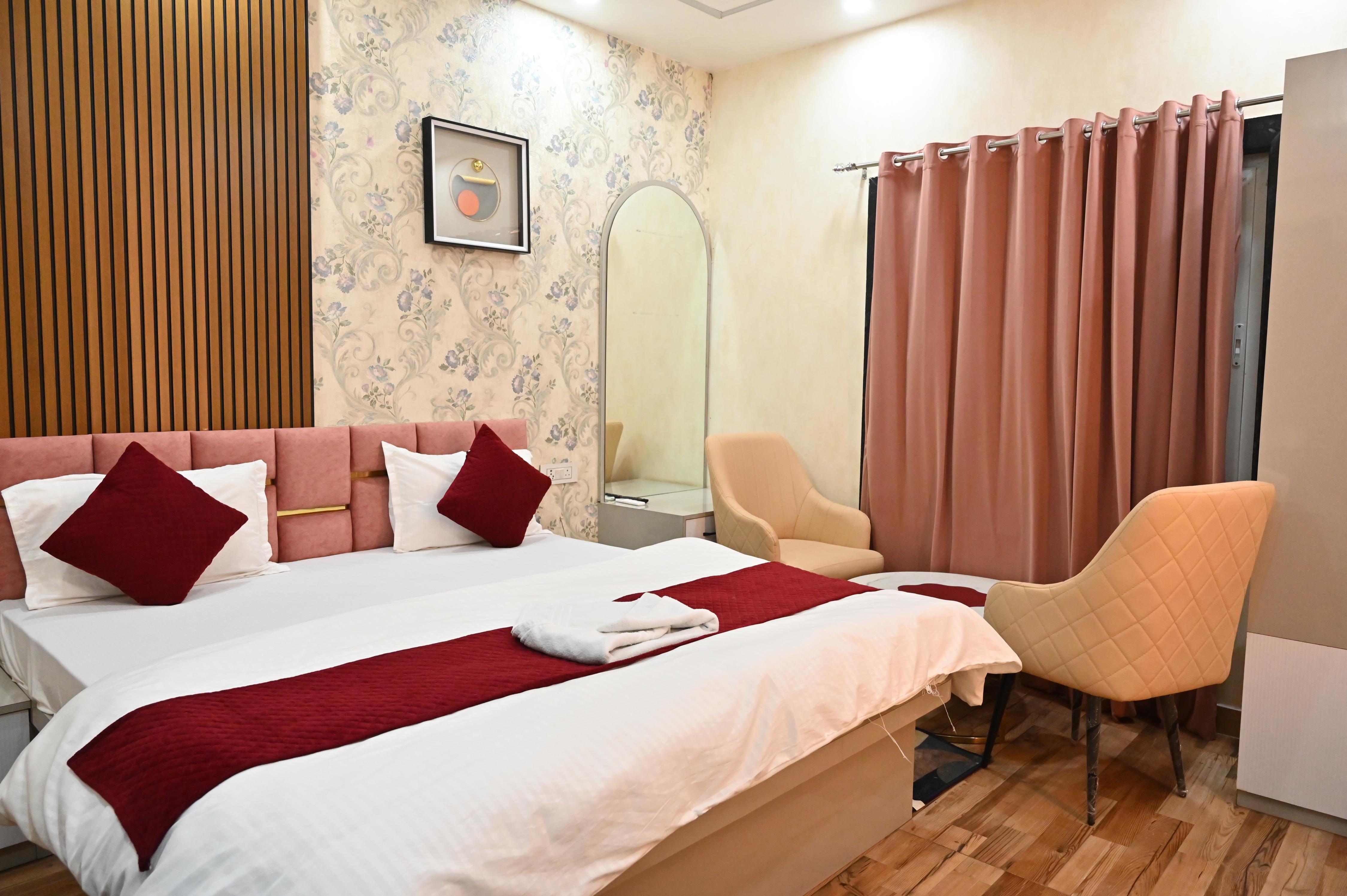 Hotel LJ and Restaurant Room Type - Super Deluxe