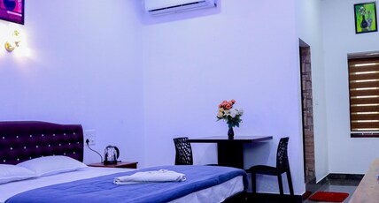 Crown Residency Room Type - Deluxe Room