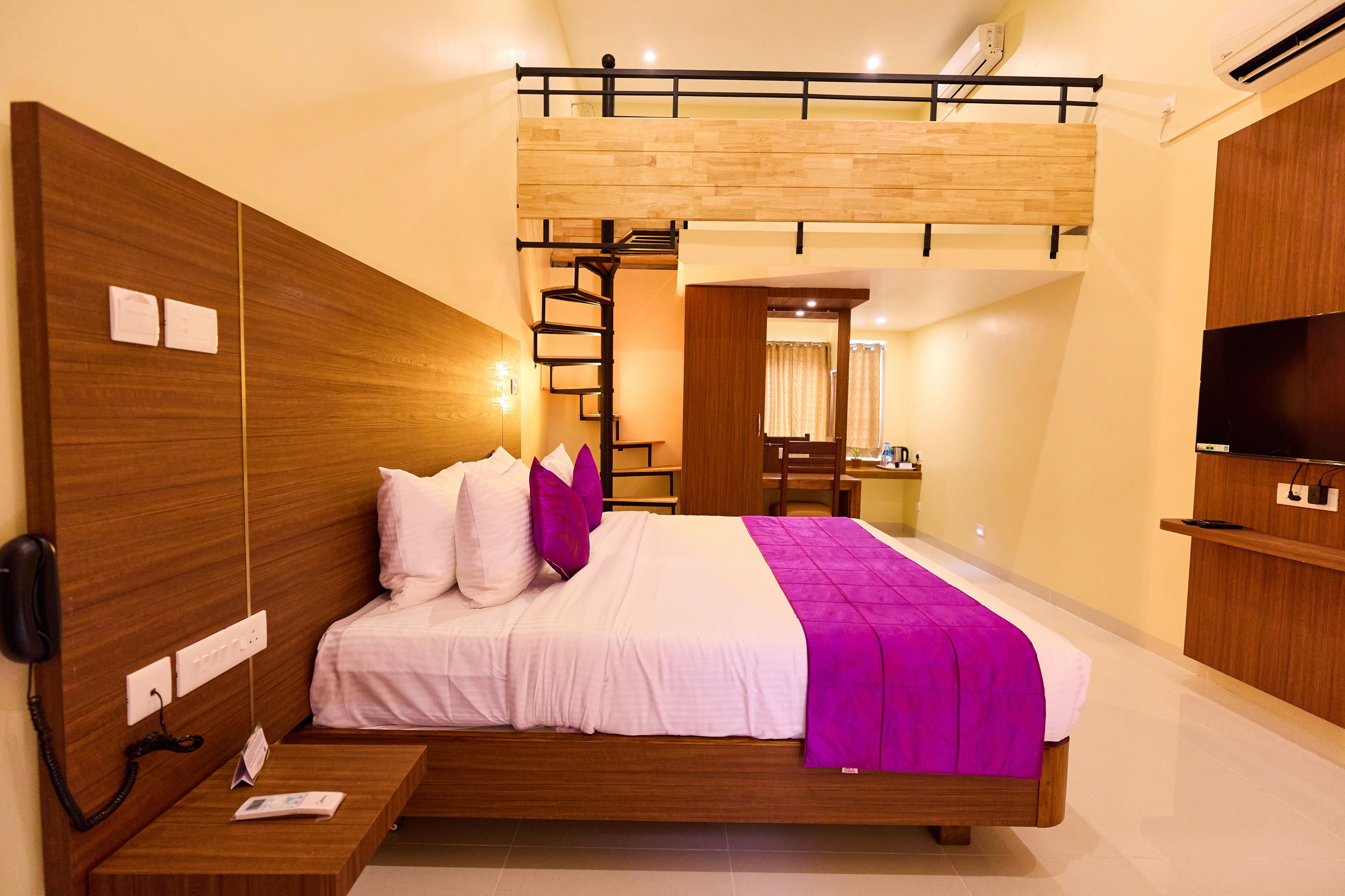 ASJ Holiday Villa - Tap to explore photos