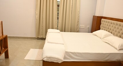 Hotel Satabdi Room Type - Deluxe Room