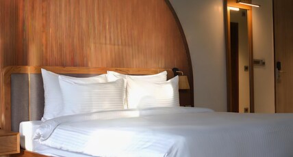 Red River Retreat Room Type - Premium King Room