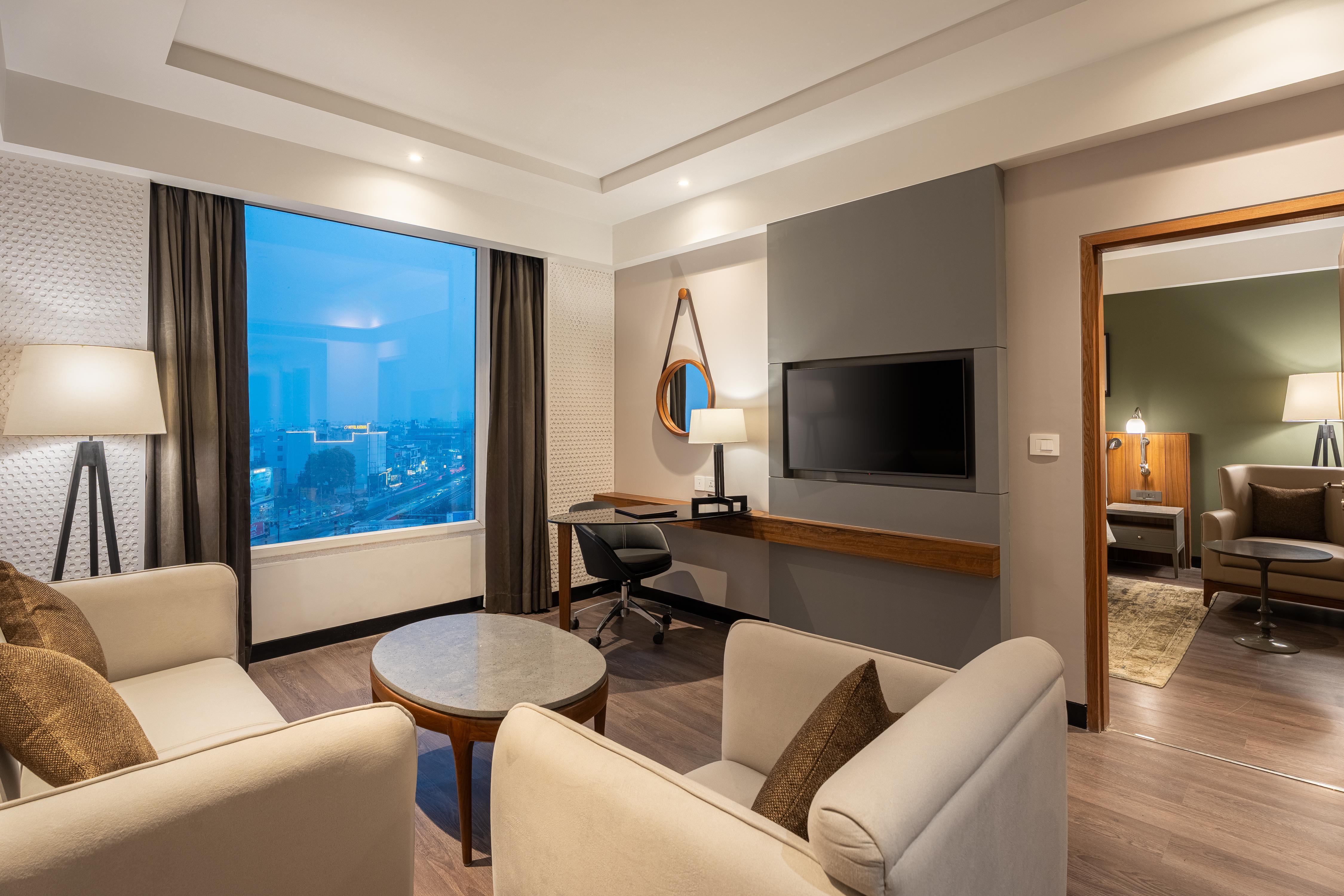Park Inn by Radisson Lucknow - Tap to explore photos