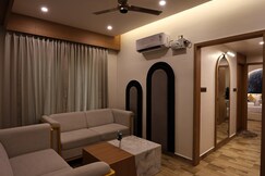 pride heritage hotel