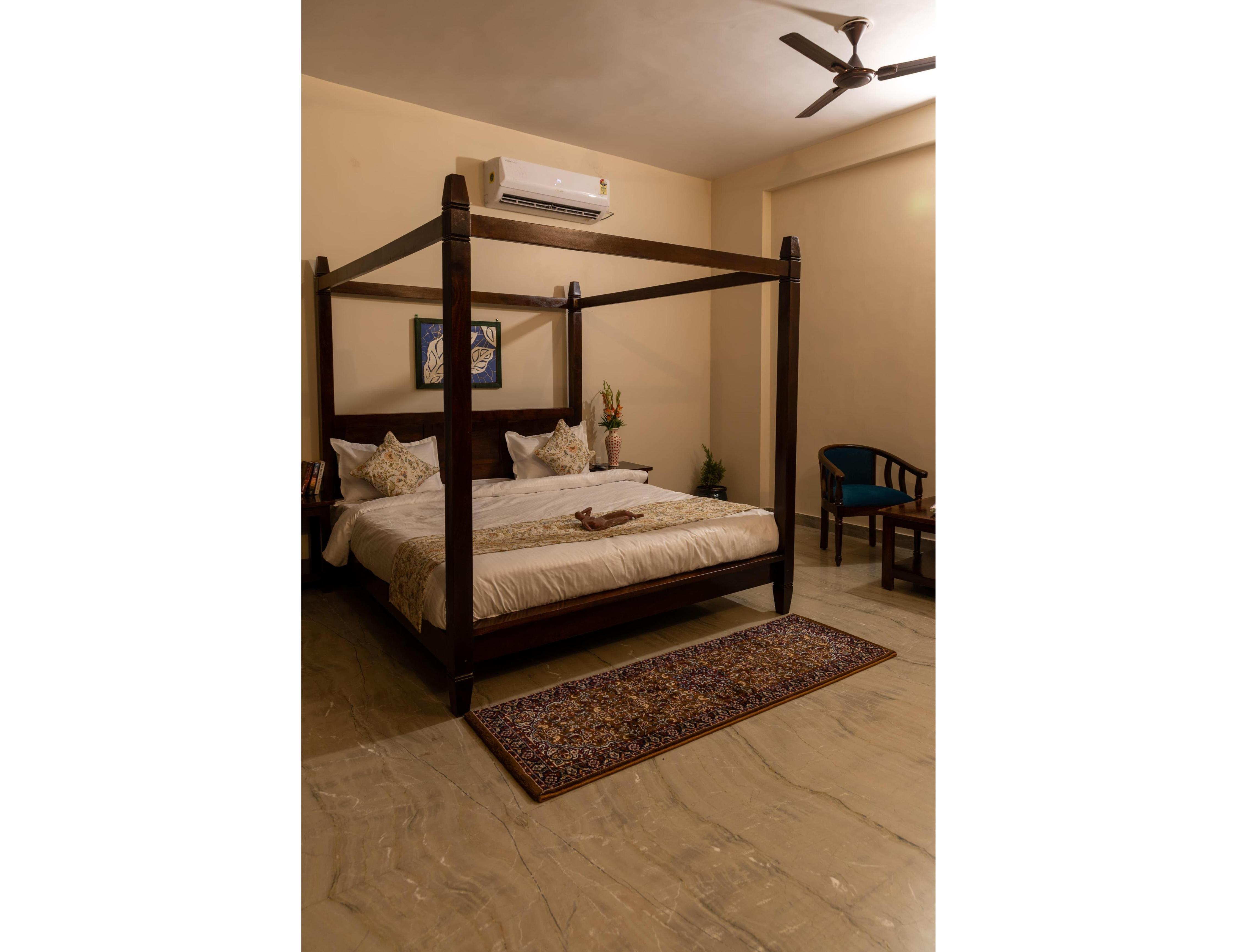 Paintaura Homestay Entire 3BHK - Tap to explore photos