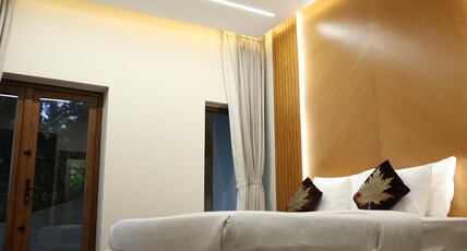 Hills and hearts-The luxury Stays by LexStays Room Type - Queen Room with Balcony