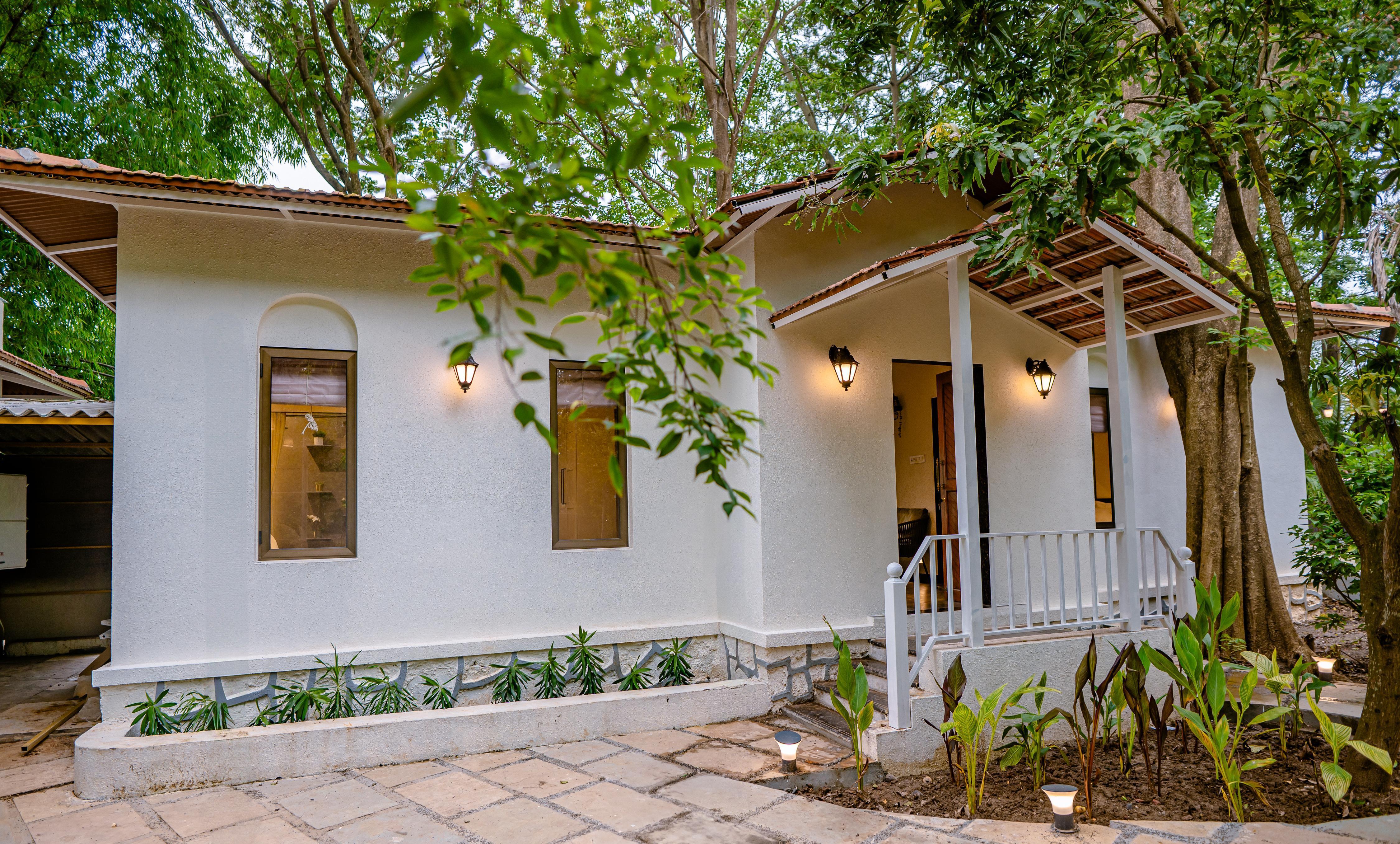 Aeraki palms Room Type - 6Bhk Collective