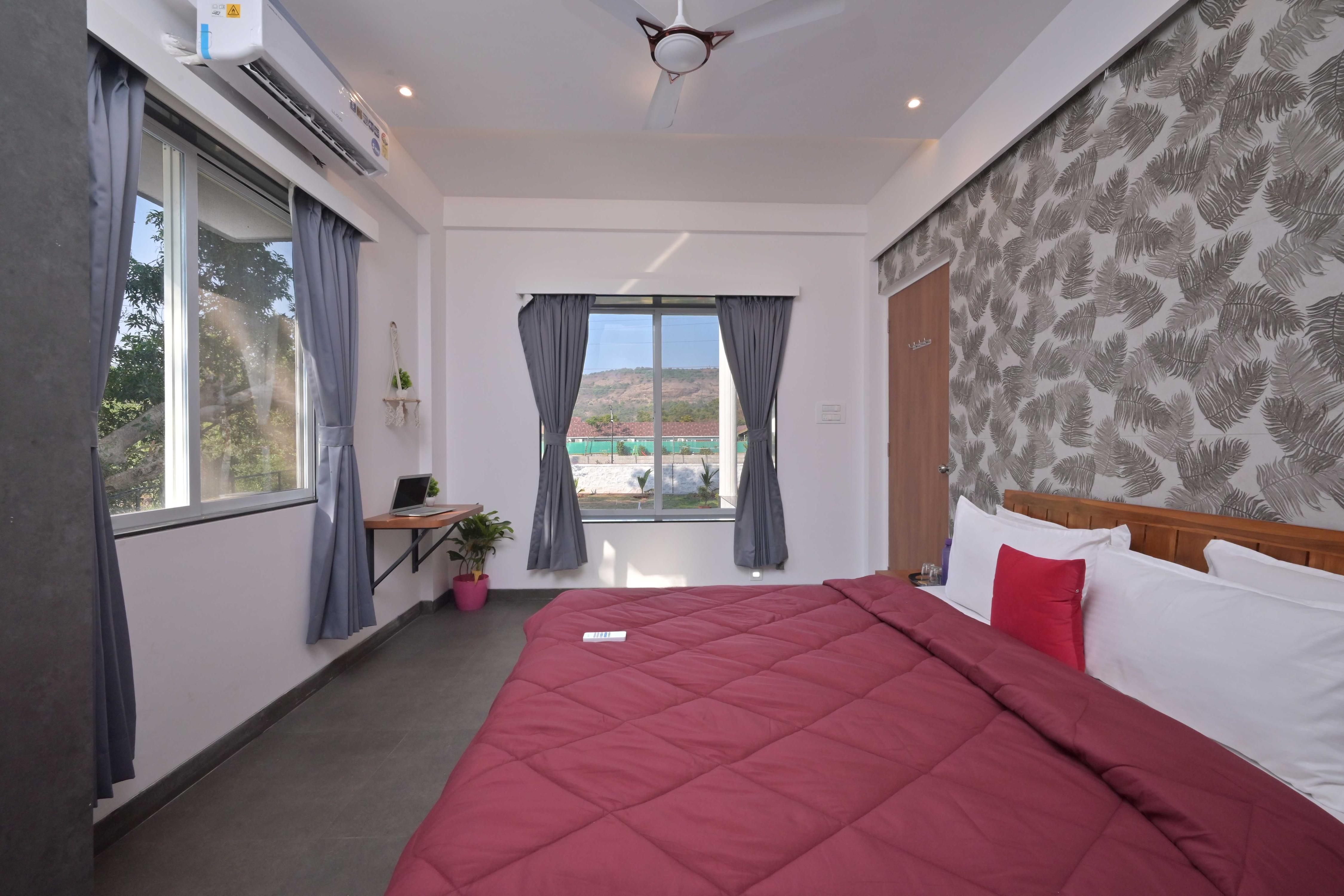 6BHK White Castle Villa By Tropicana Stays - Tap to explore photos
