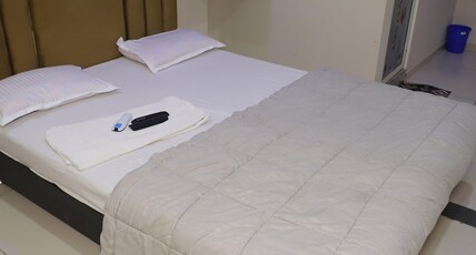 Atharva Bakshi Room Type - Bedroom 8