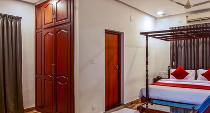 Villa Elixir Fort Kochi Room Type - Deluxe Pool View Room with Balcony AC