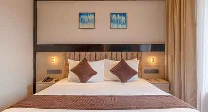Sterling Rampath Ayodhya Room Type - Deluxe Room