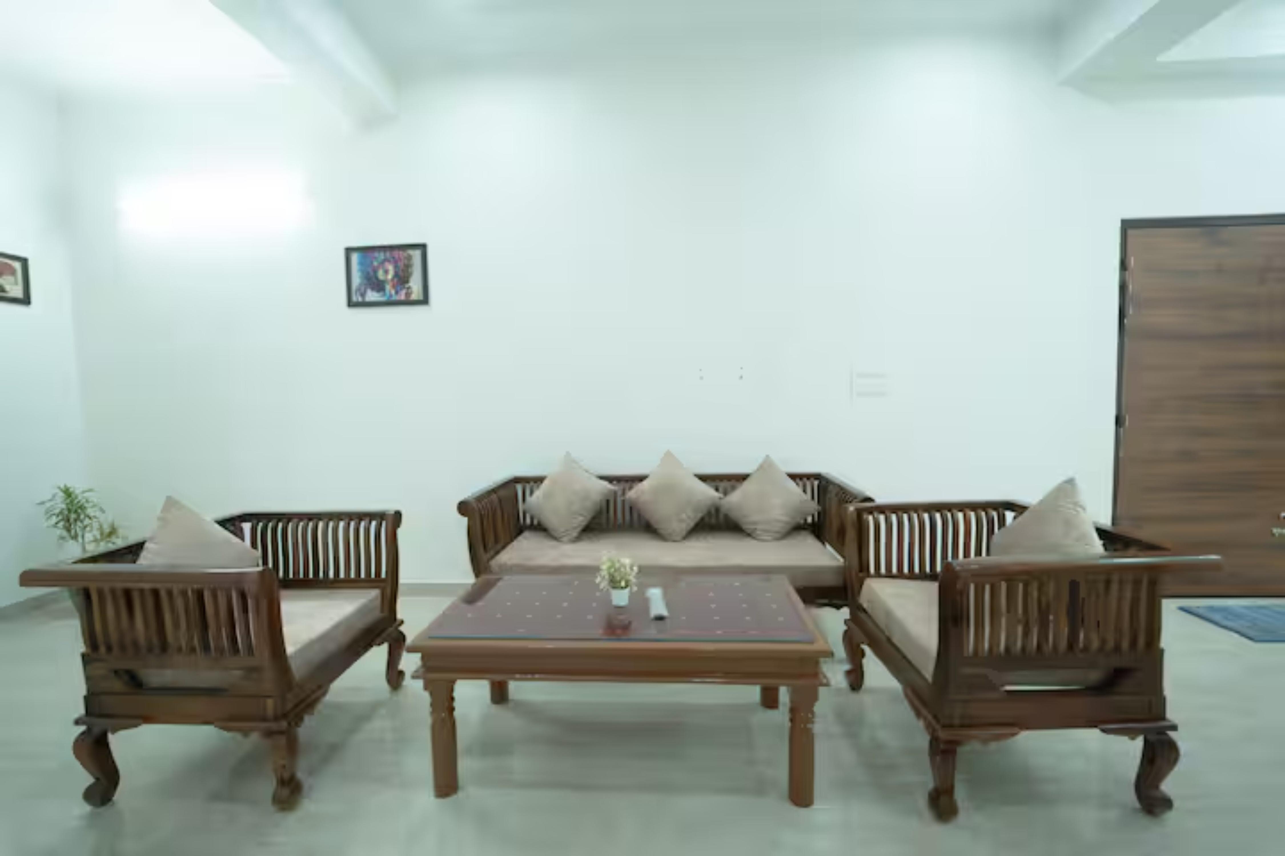 Bricks91(MIRAGE)NEAR JECC|Marriott|FORTIS|EHCC|EP - Tap to explore photos