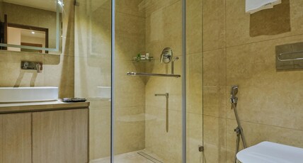 M SUITES & HOTEL Room Type - Premium Deluxe Room
