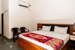 Omji Ashram - Kathiya Mandir | 2km from Ram Temple