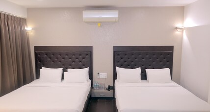 Palm Greens Suites & Banquet Room Type - SUPER DELUXE ROOM