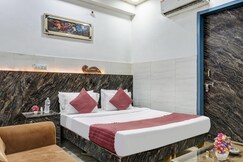 Mauryan Express Hotel Dabri Janakpuri