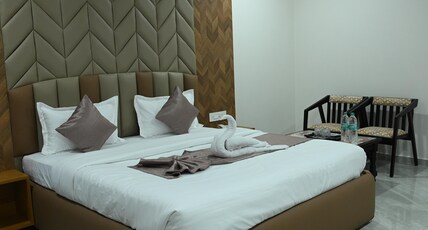 HOTEL RAHI INN Room Type - RAHI SUITE ROOM